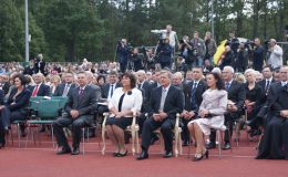 doynki_prezydenckie_z_prezydentem_bronisawem_komorowskim_20110423_1898697296